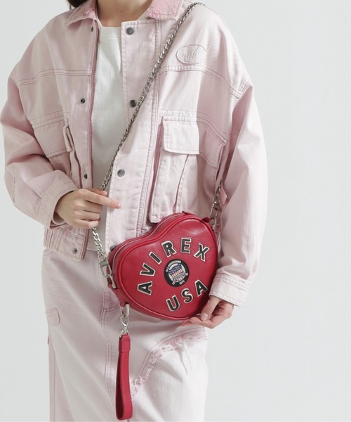 AVIREX(アヴィレックス)の「《直営店限定》VARSITY HEART CHAIN BAG/バーシティーハートチェーンバッグ(ショルダーバッグ・レディース・ピンク/ブラック/レッド・F)」の3枚目の写真