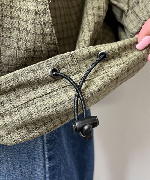 CIAOPANIC（チャオパニック）の「アノラックチェックシャツジャケット（シャツ/ブラウス・レディース・ブラウン/カーキ/ブラック・FREE）」の4枚目の写真