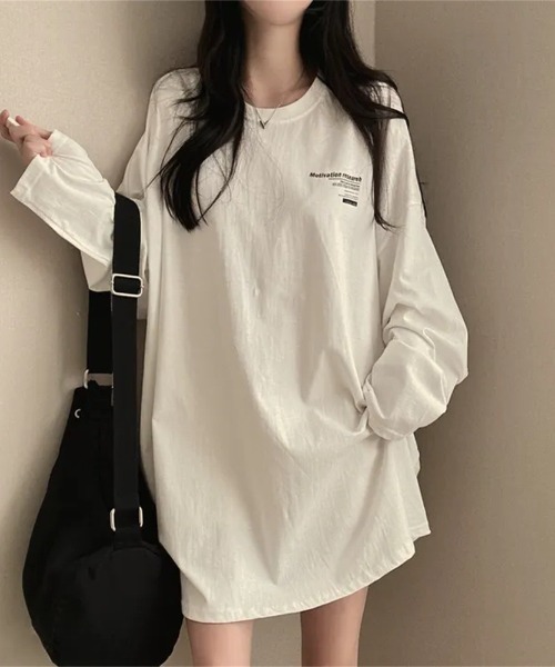 LETee(レティー)の「オーバーサイズ バックプリントロンT(Tシャツ/カットソー・レディース・ブルー/ブラック/ライトグレー/ホワイト・FREE)」の8枚目の写真