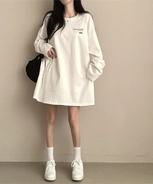 LETee(レティー)の「オーバーサイズ バックプリントロンT(Tシャツ/カットソー・レディース・ブルー/ブラック/ライトグレー/ホワイト・FREE)」の10枚目の写真