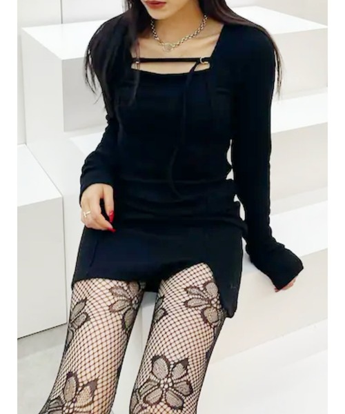 EVRIS（エヴリス）の「カットタイトミニワンピース（ワンピース・レディース・グレー/ブラック/ブルー・FREE）」の2枚目の写真