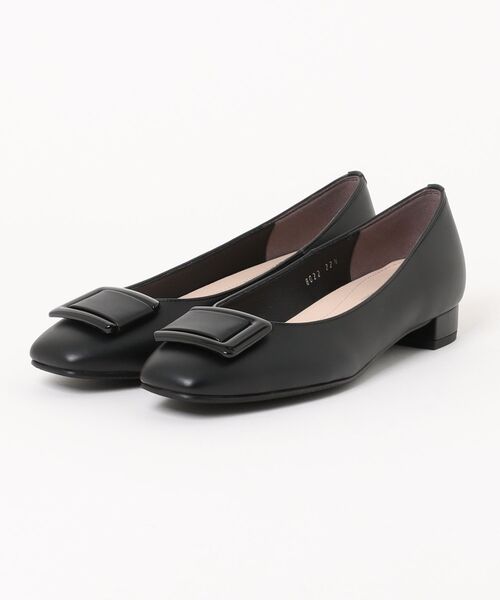 MELMO(メルモ)の「オールウェザー対応バックルモチーフパンプス(レインシューズ・レディース・ブラック/ベージュ・22.5cm/23.0cm/23.5cm/24.0cm/24.5cm)」の1枚目の写真