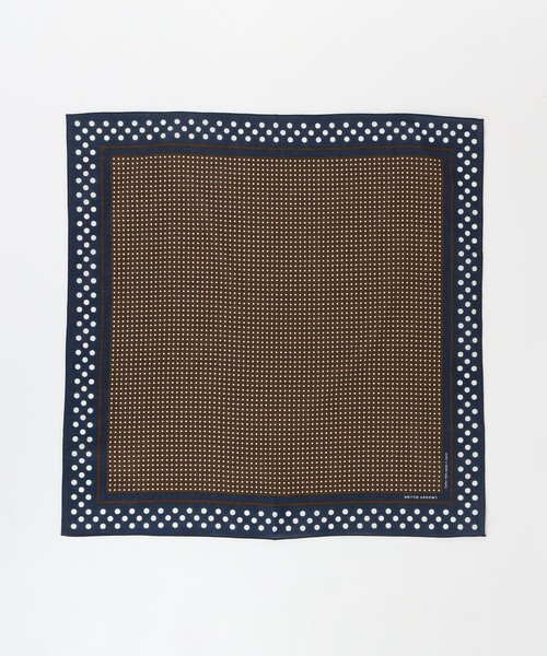 UNITED ARROWS（ユナイテッドアローズ）の「ドット バンダナ（バンダナ/スカーフ・メンズ・ダークブラウン/レッド/ダークグリーン/コバルトブルー・FREE）」の9枚目の写真