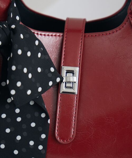 RETRO GIRL（レトロガール）の「スカーフ付きバッグ（ハンドバッグ・レディース・ブラック/レッド/オフホワイト・ONE SIZE）」の20枚目の写真