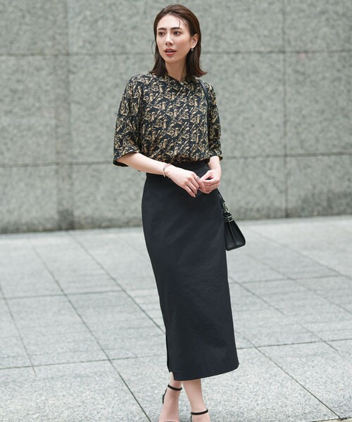 セール】シェルタリングドライサテン タイトスカート（スカート）｜ICB