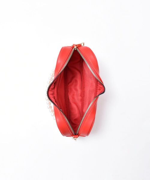 MAJESTIC LEGON(マジェスティックレゴン)の「ハローキティ リボンチェーンバッグ(ショルダーバッグ・レディース・レッド・FREE)」の17枚目の写真