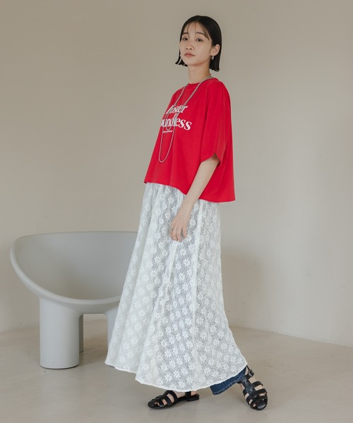 LOWRYS FARM（ローリーズファーム）の「ショートロゴＰＴＳＳ 320636（Tシャツ/カットソー・レディース・グレー/オフホワイト/ブラック/イエロー/レッド/チャコールグレー・FREE）」の14枚目の写真