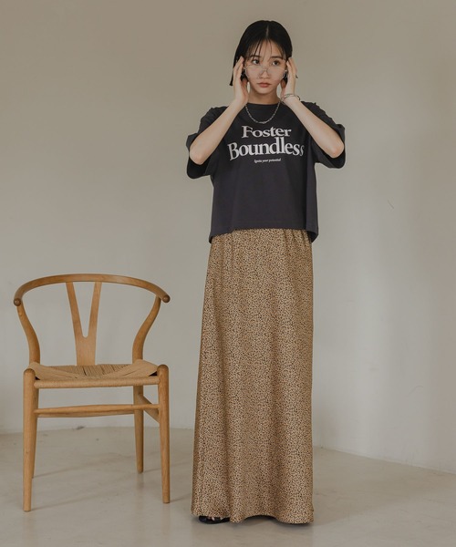 LOWRYS FARM（ローリーズファーム）の「ショートロゴＰＴＳＳ 320636（Tシャツ/カットソー・レディース・グレー/オフホワイト/ブラック/イエロー/レッド/チャコールグレー・FREE）」の16枚目の写真