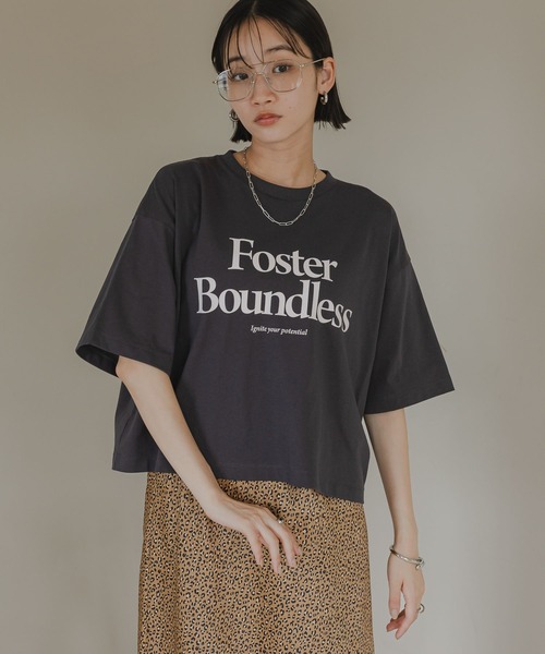 LOWRYS FARM（ローリーズファーム）の「ショートロゴＰＴＳＳ 320636（Tシャツ/カットソー・レディース・グレー/オフホワイト/ブラック/イエロー/レッド/チャコールグレー・FREE）」の20枚目の写真