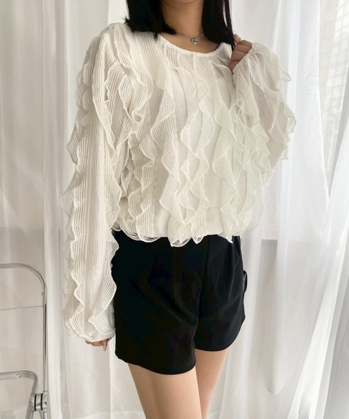 merrylatte(メリーラテ)の「ウェーブシアーカットトップス(シャツ/ブラウス・レディース・ホワイト・FREE)」の4枚目の写真