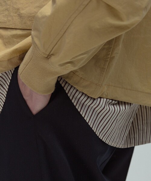 ADAM ET ROPE'（アダムエロペ）の「《別注》【SPIEWAK/スピワック】G-8 NYLON（ブルゾン・メンズ・ブラック/チャコールグレー/ベージュ・42/40/44）」の4枚目の写真