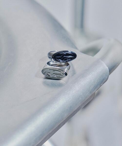 tk.TAKEO KIKUCHI（ティーケータケオキクチ）の「ボリュームロゴリング（リング・メンズ・シルバー/シルバー系その他・17）」の9枚目の写真