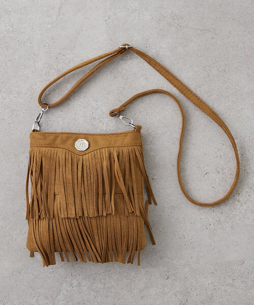 Another Branch olive des olive（アナザーブランチオリーブデオリーブ）の「【シーズンレスで使える】コーデのポイントになるフリンジショルダーバッグ（ショルダーバッグ・レディース・ブラック/ブラウン/キャメル・FREE）」の6枚目の写真