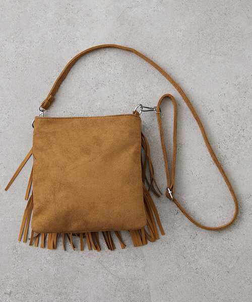 Another Branch olive des olive（アナザーブランチオリーブデオリーブ）の「【シーズンレスで使える】コーデのポイントになるフリンジショルダーバッグ（ショルダーバッグ・レディース・ブラック/ブラウン/キャメル・FREE）」の5枚目の写真