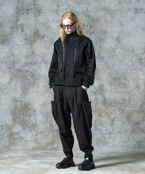 glamb（グラム）の「Short Mountain Parka / ショートマウンテンパーカ（マウンテンパーカー・メンズ・グレー/ブラウン/ブラック・S/M/L）」の12枚目の写真