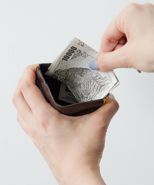 ear PAPILLONNER（イアパピヨネ）の「LION COFFEE(ライオンコーヒー