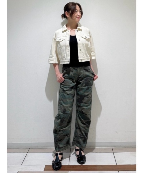 GAP（ギャップ）の「ヘビーウェイト フレンチテリー クロップド デニムジャケット（デニムジャケット・レディース・ブラック/ホワイト系その他・L/M/S/XS/XXS/XL）」の12枚目の写真