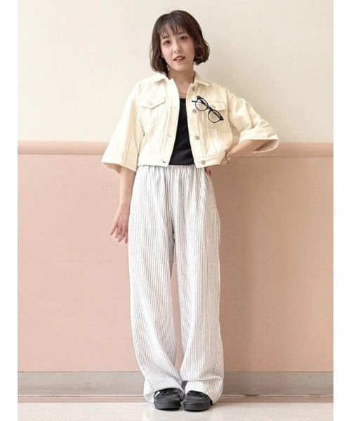 GAP（ギャップ）の「ヘビーウェイト フレンチテリー クロップド デニムジャケット（デニムジャケット・レディース・ブラック/ホワイト系その他・L/M/S/XS/XXS/XL）」の16枚目の写真