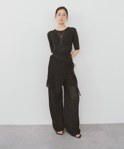 DRWCYS（ドロシーズ）の「バックオープンシアーＴシャツ（Tシャツ/カットソー・レディース・ホワイト/ブラック・FREE）」の22枚目の写真