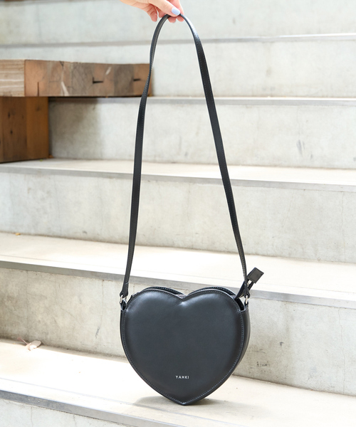 Rouge vif（ルージュヴィフ）の「【YAHKI/ヤーキ】W FACE ハートショルダーポシェット（ショルダーバッグ・レディース・ブラック・フリー）」の8枚目の写真