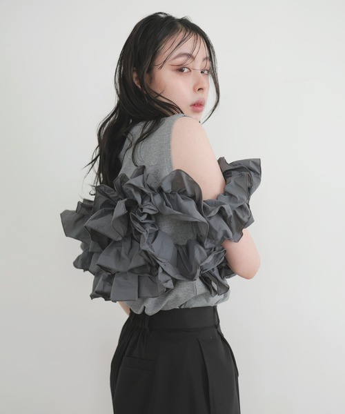 LIAN（リアン）の「フリルビスチェドッキングT（Tシャツ/カットソー・レディース・ブラック/グレー/オフホワイト・FREE）」の21枚目の写真