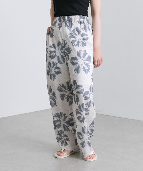 ear PAPILLONNER（イアパピヨネ）の「花柄プリントパンツ【SUM1 STYLE