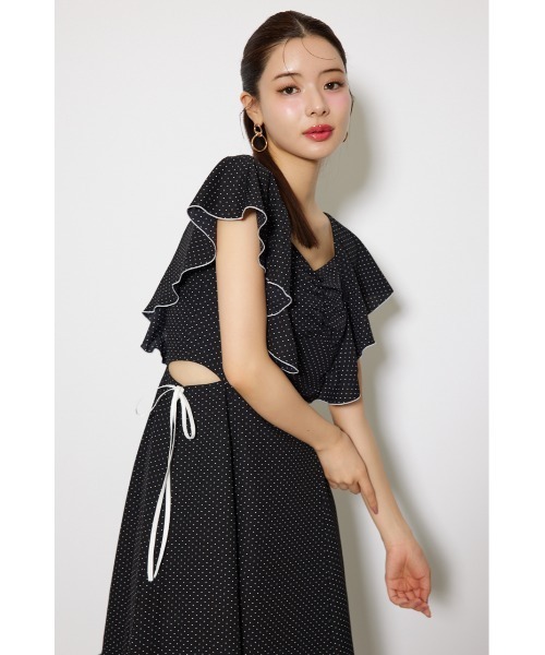 rienda(リエンダ)の「フリルウエストオープンワンピース 夏服(ワンピース・レディース・ホワイト/レッド/ブラック・SMALL/MEDIUM)」の4枚目の写真