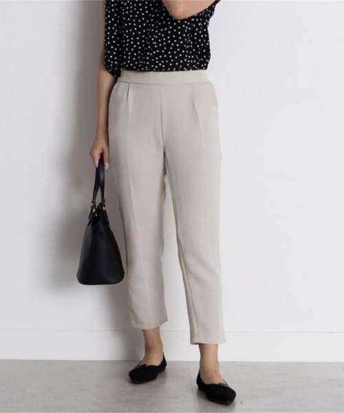 Beststore(ベストストア)の「エステルストレッチストレッチ センタープレス テーパードパンツ(スラックス・レディース・キャメル/ベージュ/ネイビー/ダークグリーン/ライトグレー/ブラック/ホワイト・S/M/L/XL)」の1枚目の写真