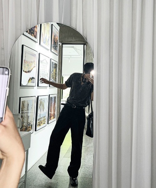 COSYHARU（コシハル）の「ベロアリブヘンリーネック半袖Tシャツ（Tシャツ/カットソー・メンズ・グレー/アイボリー/ブラック・FREE）」の8枚目の写真