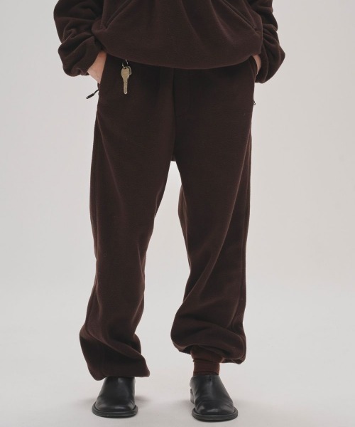 TODAYFUL(トゥデイフル)の「TODAYFUL Easy Fleece Pants イージーフリースパンツ/12520720(スウェットパンツ・レディース・ダークブラウン/ネイビー・38)」の2枚目の写真