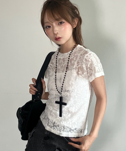 .KOM(ドットコム)の「A'GEM/9 × .kom 『.KOM/ドットケーオーエム』 シアーフラワーレースTシャツ(Tシャツ/カットソー・レディース・ブラック/アイボリー・FREE)」の8枚目の写真