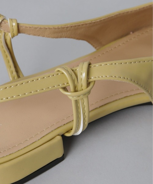 Olu.（オルドット）の「ストラップフラットパンプス（パンプス・レディース・ブラック/マスタード・35/37/39）」の11枚目の写真