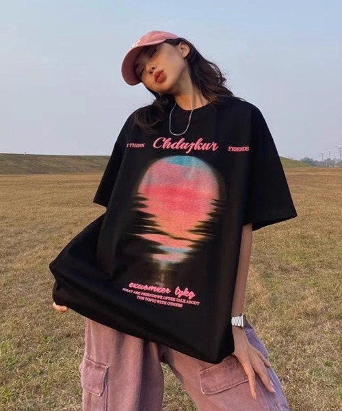 NOWLE(ノウル)の「【NOWLE】サンセット ブラー プリント 半袖 Tシャツ(Tシャツ/カットソー・メンズ・アイボリー/ブラック・LARGE/MEDIUM/X-LARGE)」の4枚目の写真