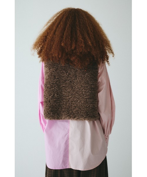 HeRIN.CYE(ヘリンドットサイ)の「Fur like vest ファーライクベスト(ベスト・レディース・グレー/ブラウン・FREE)」の5枚目の写真
