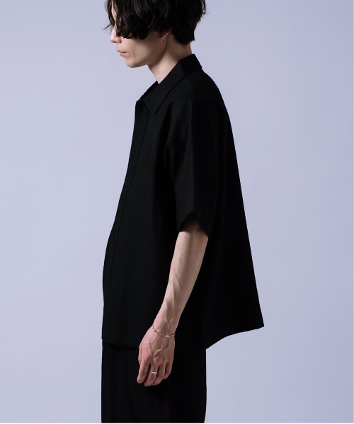Crownor（クラウノアー）の「リネンタッチ ルーズシャツ（シャツ/ブラウス・メンズ・ブラック系/ブラック/ブルーグレー・LARGE/MEDIUM/SMALL）」の5枚目の写真
