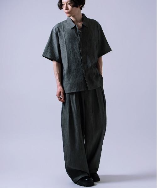 Crownor（クラウノアー）の「リネンタッチ ルーズシャツ（シャツ/ブラウス・メンズ・ブラック系/ブラック/ブルーグレー・LARGE/MEDIUM/SMALL）」の12枚目の写真