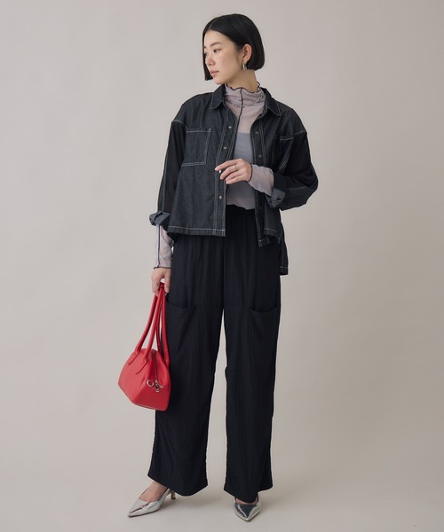 Paradise Picnic（パラダイスピクニック）の「デニム×シアー切替ビッグシャツ（シャツ/ブラウス・レディース・ブラック/ネイビー・FREE）」の10枚目の写真