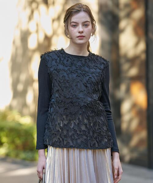 DRESSTERIOR（ドレステリア）の「【セットアップ可/トレンド】カットジャカードフレンチスリーブブラウス（シャツ/ブラウス・レディース・ブラック/アイボリー・34/36/38）」の4枚目の写真