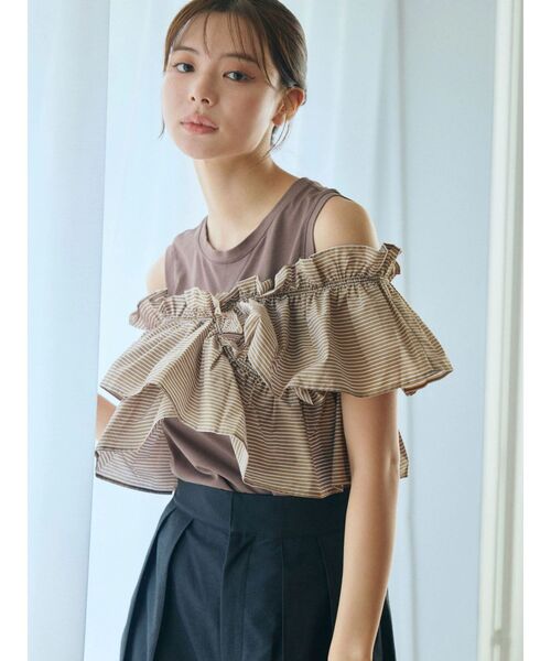 TONAL（トーナル）の「マルチWAYフリルトップス（Tシャツ/カットソー・レディース・ブラック/グレー/ブラウン・MEDIUM）」の3枚目の写真