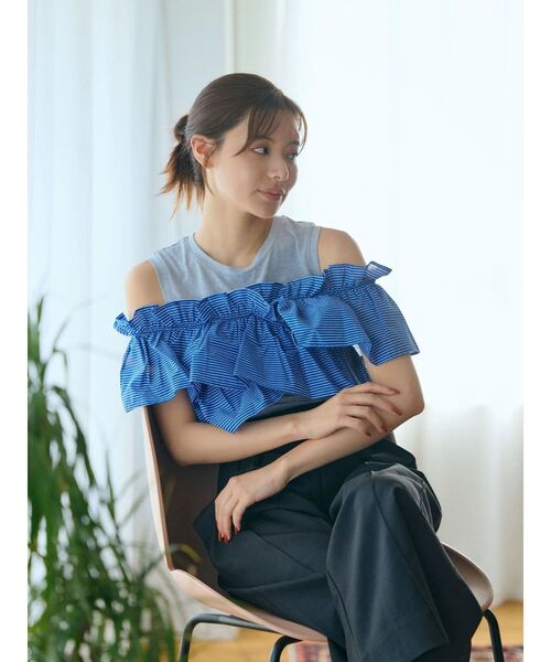 TONAL（トーナル）の「マルチWAYフリルトップス（Tシャツ/カットソー・レディース・ブラック/グレー/ブラウン・MEDIUM）」の10枚目の写真