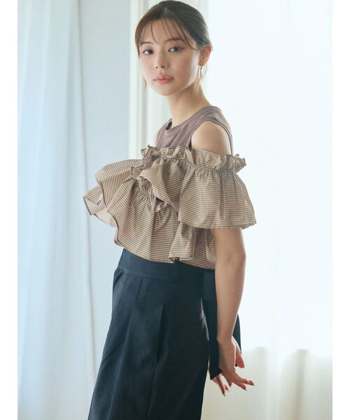 TONAL（トーナル）の「マルチWAYフリルトップス（Tシャツ/カットソー・レディース・ブラック/グレー/ブラウン・MEDIUM）」の14枚目の写真