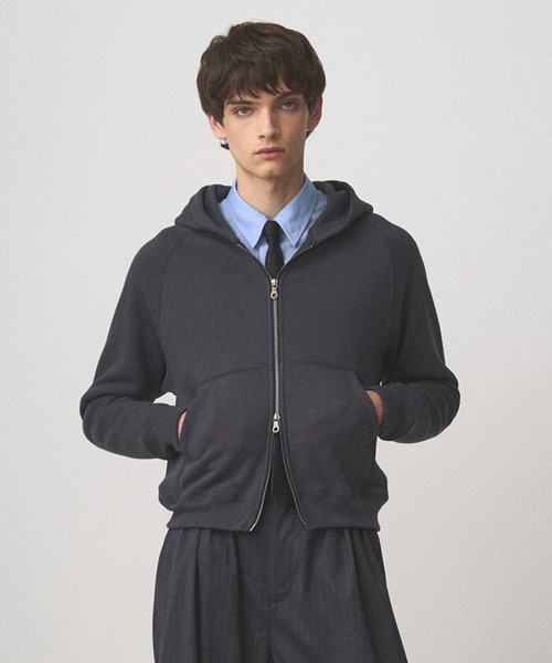 Juha(ユハ)の「CROP ZIP HOODIE(パーカー・メンズ・ブラウン/ブラック/チャコールグレー・3/4)」の2枚目の写真