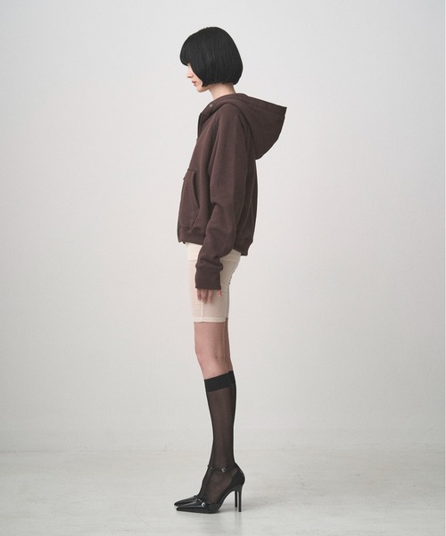 Juha(ユハ)の「CROP ZIP HOODIE(パーカー・メンズ・ブラウン/ブラック/チャコールグレー・3/4)」の13枚目の写真