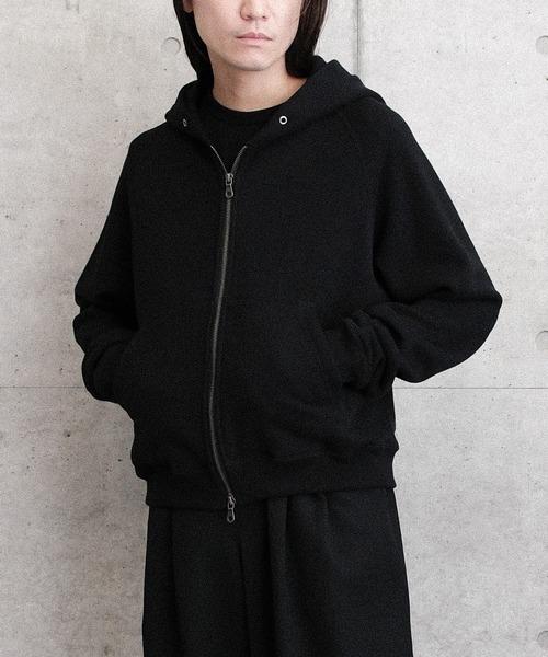 Juha(ユハ)の「CROP ZIP HOODIE(パーカー・メンズ・ブラウン/ブラック/チャコールグレー・3/4)」の15枚目の写真