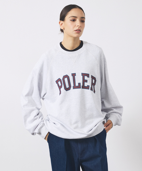POLeR(ポーラー)の「【POLER/ポーラー】COLLEGE RAGLAN CREW スウェット/カレッジロゴ/ラグラン袖/ユニセックス(スウェット・メンズ・ネイビー/グレー系その他/エンジ・M/L)」の2枚目の写真