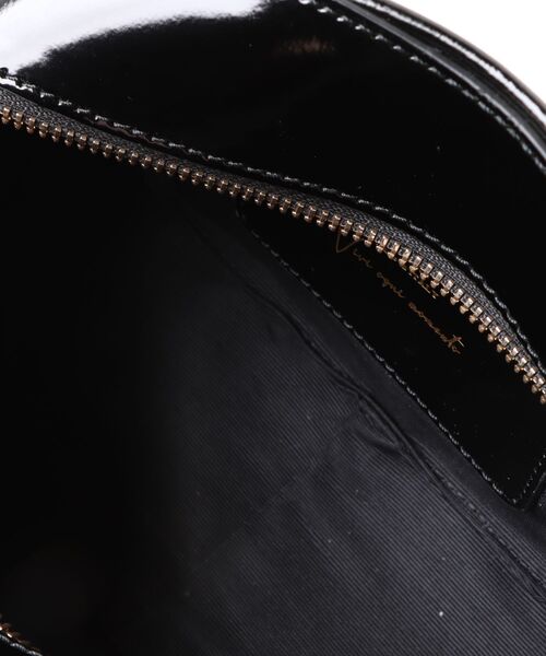 CHRISTIAN VILLA(クリスチャンヴィラ)の「ミニボストンバッグ《CHRISTIAN VILLA》(ショルダーバッグ・レディース・ワイン/ブラック・フリー)」の5枚目の写真