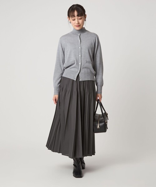 green label relaxing（グリーンレーベルリラクシング）の「シアー プリーツ スカート（スカート・レディース・ダークグレー/ホワイト/クリーム・FREE）」の16枚目の写真