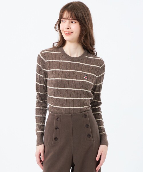 MACKINTOSH PHILOSOPHY(マッキントッシュ フィロソフィー)の「バッキンガムベア ケーブルニット(ニット/セーター・レディース・オフホワイト/ライトブルー/ダークネイビー/ブラウン/ブルー系その他7/グレー系その他/グリーン系その他/ベージュ・38)」の4枚目の写真