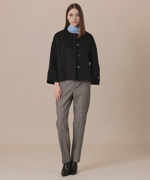 MACKINTOSH LONDON（マッキントッシュ ロンドン）の「【WEB・一部店舗限定】【ROSLEY/ロズリー】カシミヤブレンドウールリバーノーカラーコート（ノーカラーコート・レディース・ブラック・38）」の2枚目の写真