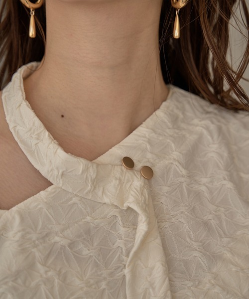 mideal(マイディール)の「deformation one shoulder blouse / デフォメーションワンショルブラウス(シャツ/ブラウス・レディース・アイボリー/ブラウン・FREE)」の10枚目の写真